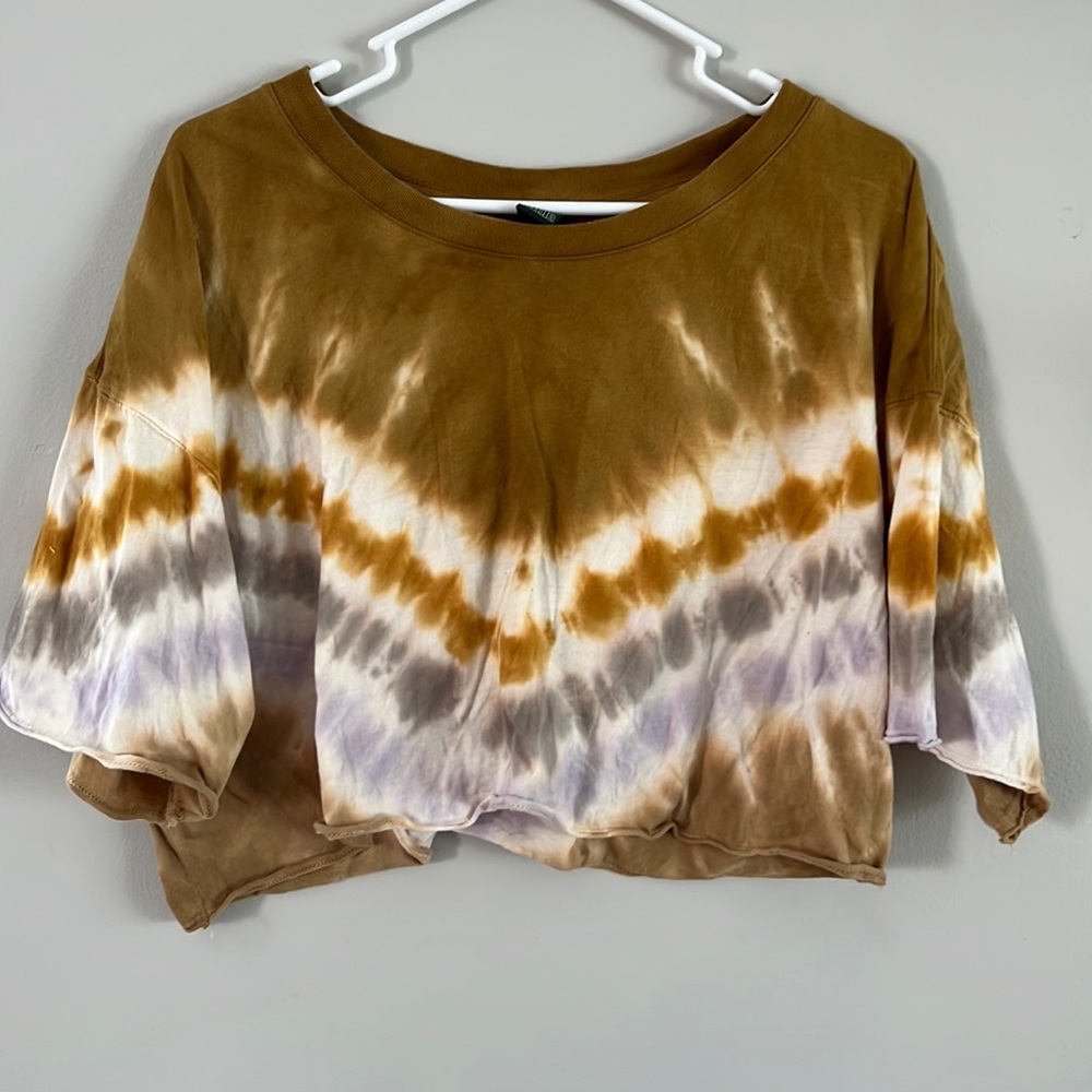 Cropped shirt sleeve shirt